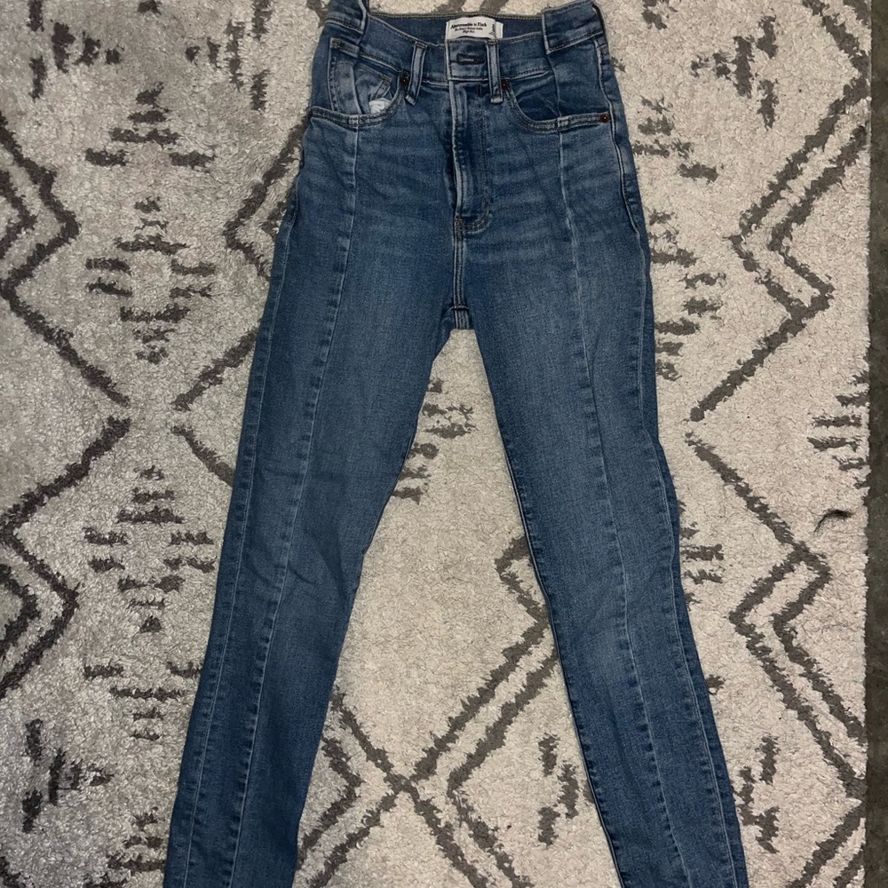 Abercrombie & Fitch High Rise Blue Jeans